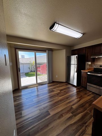 2627 SAGEBRUSH AVE, Cheyenne, WY 82009