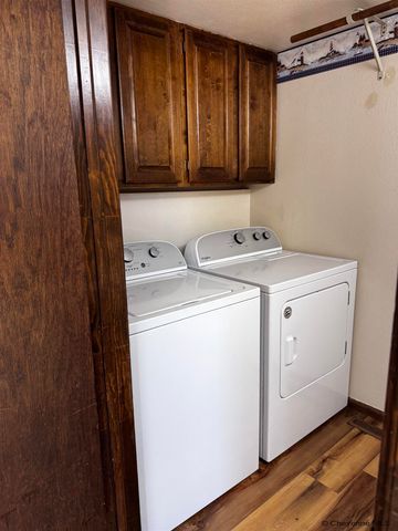 2627 SAGEBRUSH AVE, Cheyenne, WY 82009