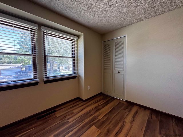 2627 SAGEBRUSH AVE, Cheyenne, WY 82009