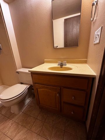 2627 SAGEBRUSH AVE, Cheyenne, WY 82009
