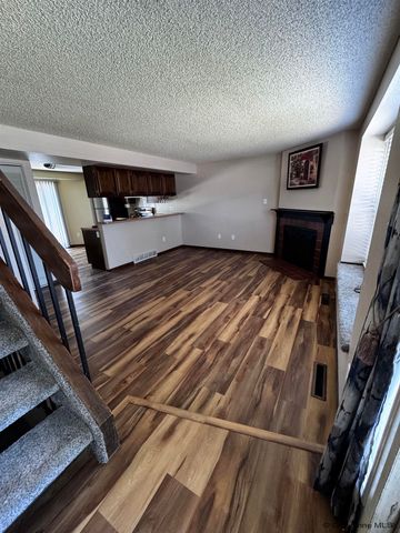 2627 SAGEBRUSH AVE, Cheyenne, WY 82009