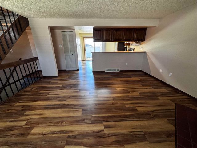 2627 SAGEBRUSH AVE, Cheyenne, WY 82009