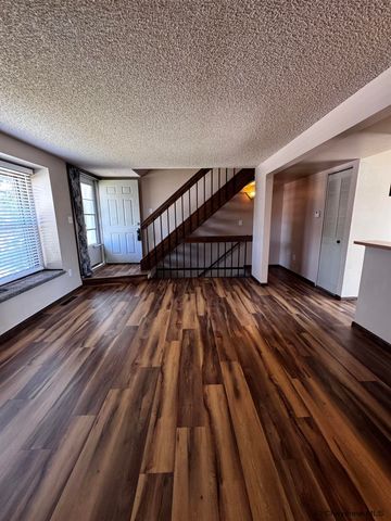 2627 SAGEBRUSH AVE, Cheyenne, WY 82009