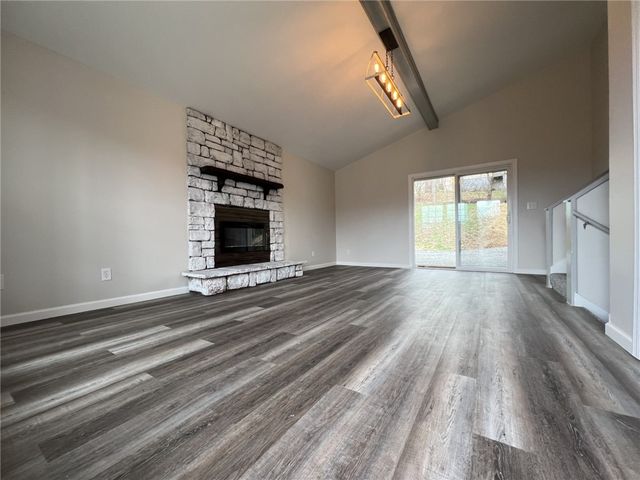 2017 S Pittsburgh St, South Connellsville, PA 15425