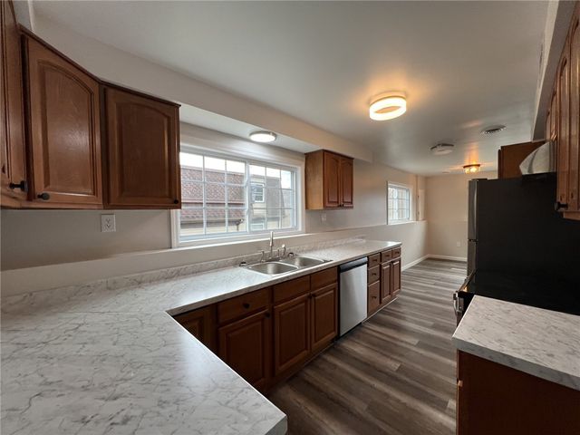 2017 S Pittsburgh St, South Connellsville, PA 15425