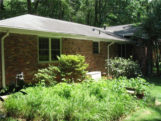 2281 Midvale Circle, Tucker, GA 30084