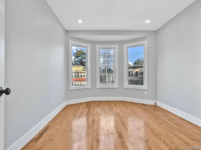 1462 New York Avenue, Brooklyn, NY 11210