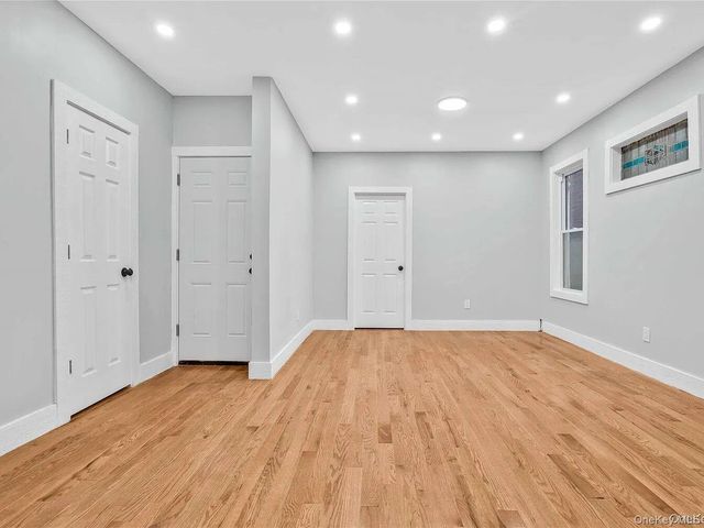 1462 New York Avenue, Brooklyn, NY 11210