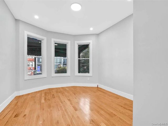 1462 New York Avenue, Brooklyn, NY 11210