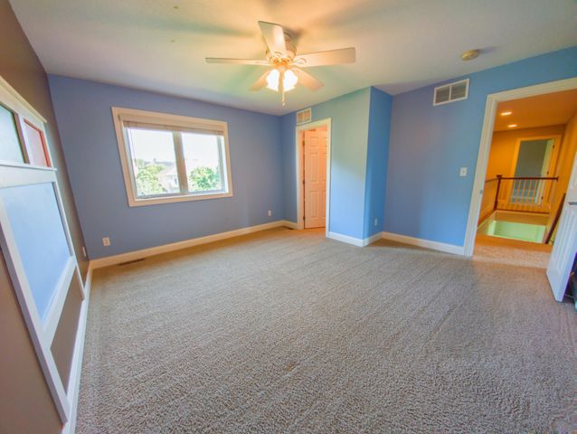 3411 Tralee Lane NE, Rochester, MN 55906