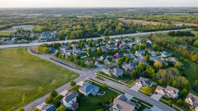 3411 Tralee Lane NE, Rochester, MN 55906