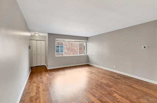 2270 Madison Road, Cincinnati, OH 45208