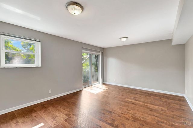 2270 Madison Road, Cincinnati, OH 45208