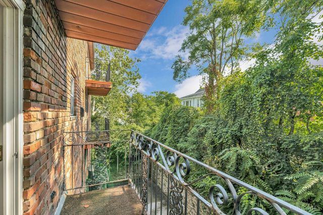 2270 Madison Road, Cincinnati, OH 45208