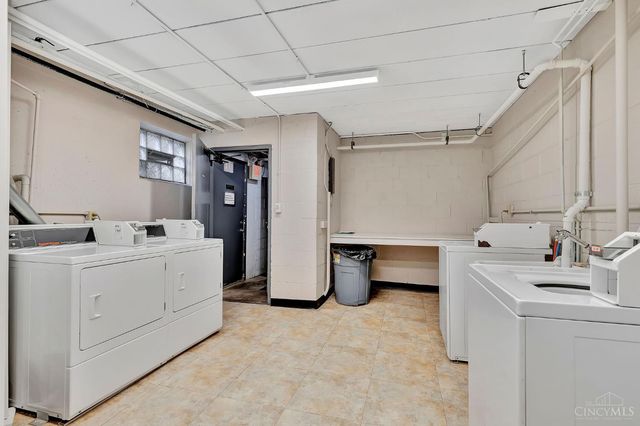 2270 Madison Road, Cincinnati, OH 45208