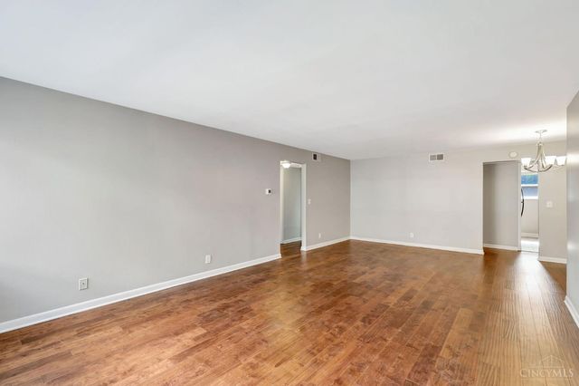 2270 Madison Road, Cincinnati, OH 45208