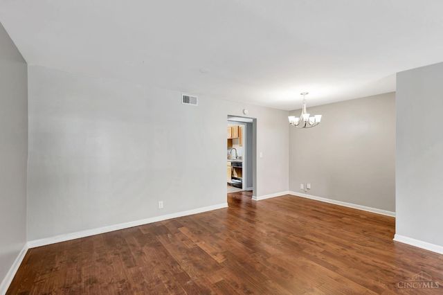2270 Madison Road, Cincinnati, OH 45208