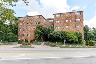 2270 Madison Road, Cincinnati, OH 45208