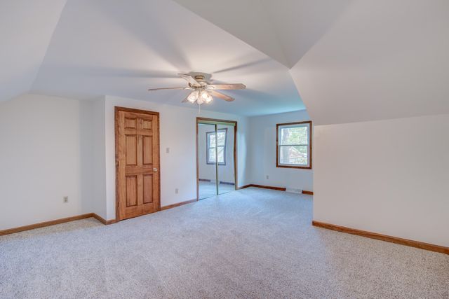 2611 Crowsnest Drive, Hobart, IN 46342