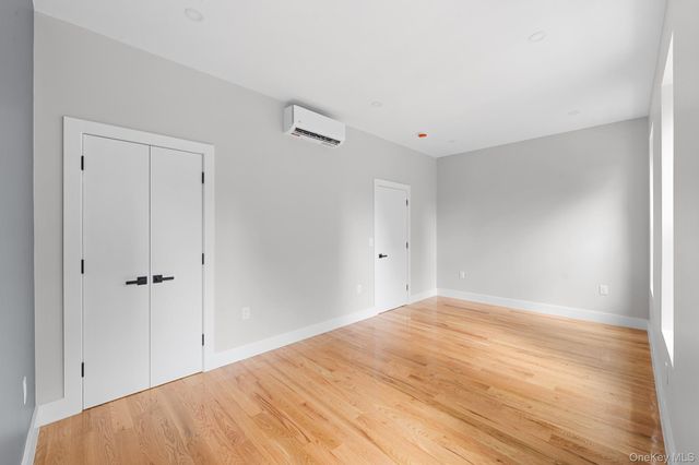 468 Herzl Street, Brooklyn, NY 11212