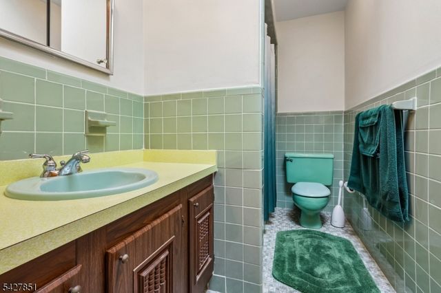7 Hanover Ave, Warren Twp., NJ 07059