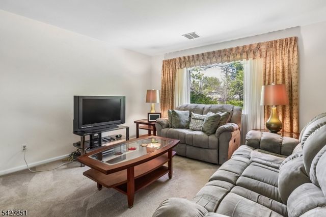 7 Hanover Ave, Warren Twp., NJ 07059
