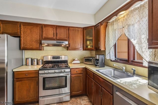 7 Hanover Ave, Warren Twp., NJ 07059
