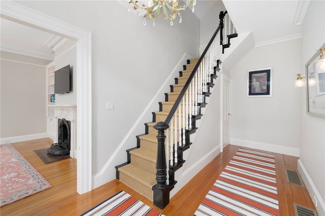 83 John Street, Newport, RI 02840