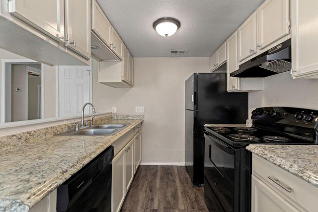 6110 Wheless CV E, Austin, TX 78723