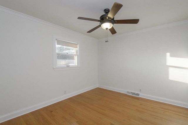 S66W12582 Somerset DRIVE, Muskego, WI 53150