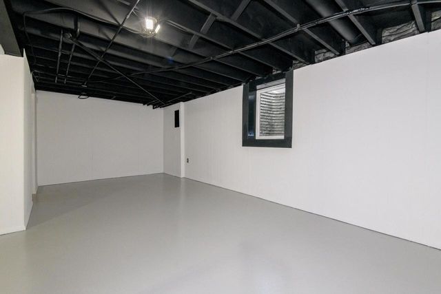 S66W12582 Somerset DRIVE, Muskego, WI 53150