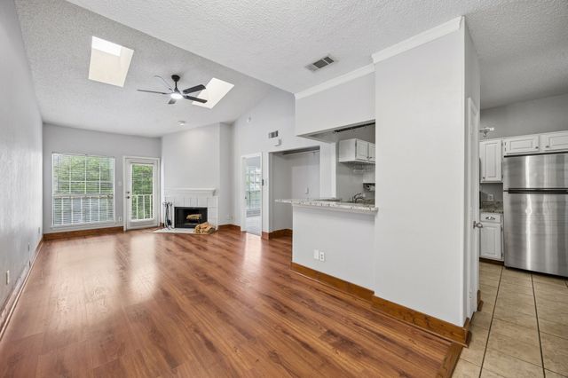 7151 Gaston Avenue 907, Dallas, TX 75214
