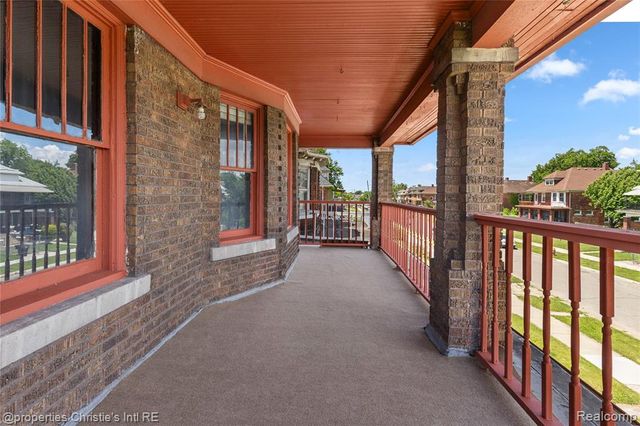 4573 Vancouver, Detroit, MI 48204