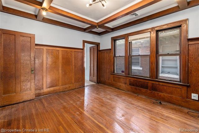 4573 Vancouver, Detroit, MI 48204