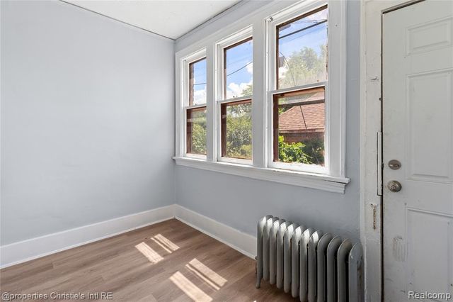 4573 Vancouver, Detroit, MI 48204