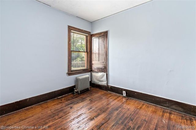 4573 Vancouver, Detroit, MI 48204