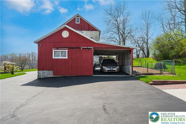 2534 Lapp Road, South Whitehall Twp, PA 18104