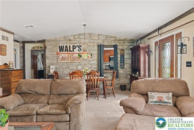 2534 Lapp Road, South Whitehall Twp, PA 18104