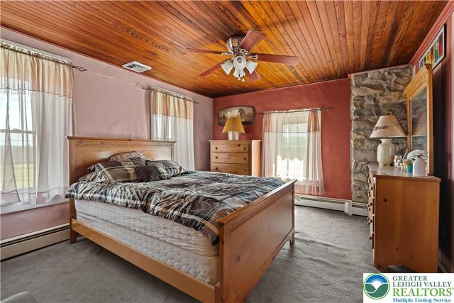 2534 Lapp Road, South Whitehall Twp, PA 18104
