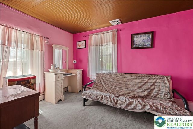 2534 Lapp Road, South Whitehall Twp, PA 18104