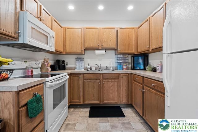 2534 Lapp Road, South Whitehall Twp, PA 18104