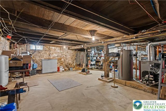 2534 Lapp Road, South Whitehall Twp, PA 18104