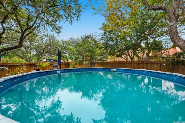4206 Tall Elm Woods, San Antonio, TX 78249