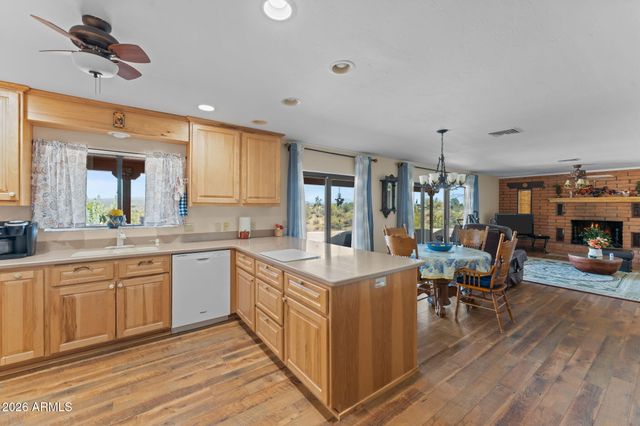 1865 Hillside Drive, Wickenburg, AZ 85390