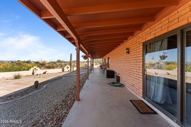 1865 Hillside Drive, Wickenburg, AZ 85390