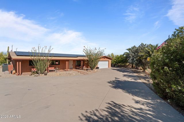 1865 Hillside Drive, Wickenburg, AZ 85390