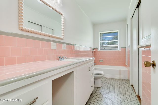 200 Montrose Avenue, Lafayette, LA 70503