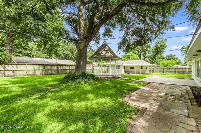 200 Montrose Avenue, Lafayette, LA 70503