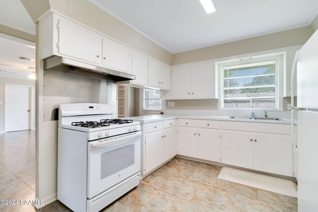 200 Montrose Avenue, Lafayette, LA 70503