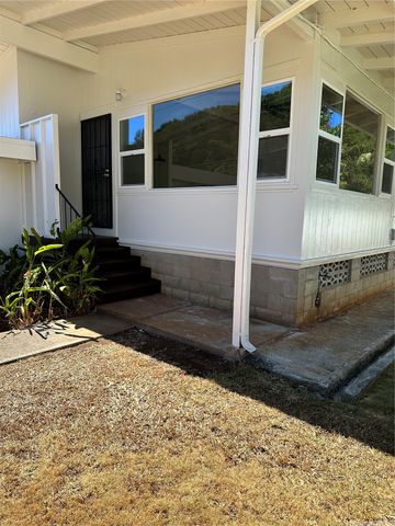 1360 Ala Aolani Street, Honolulu, HI 96819
